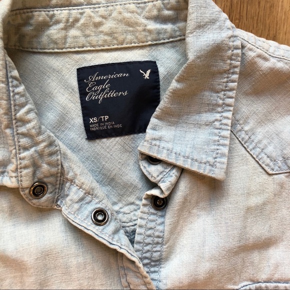 American Eagle 100% Cotton denim button up - Picture 4 of 6